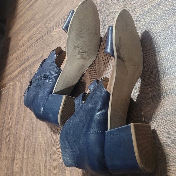 Miz Mooz Leather Heeled Sandals Brennan Midnight Shoes Sz 41  US 9.5-10 - Picture 8 of 9